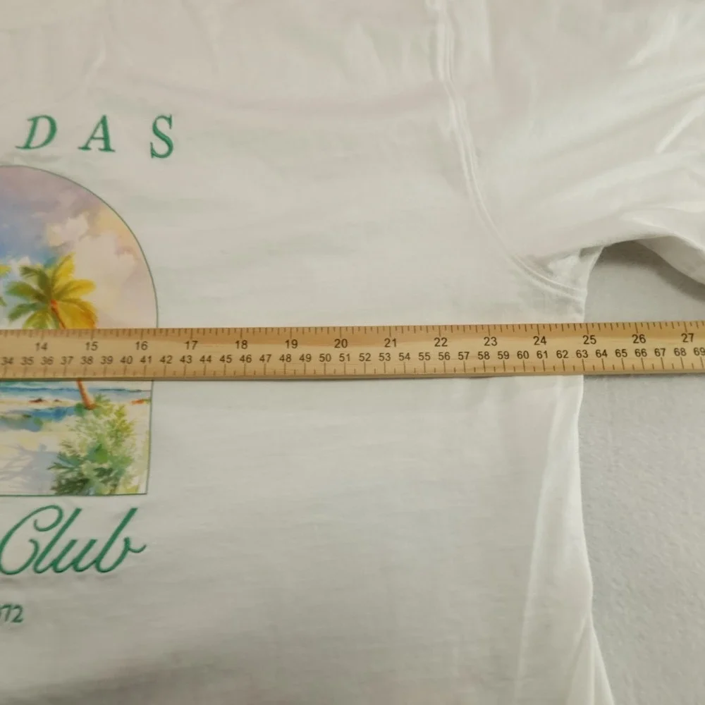 Adidas‎ T-Shirt Men XL White Island Country Club Scenic Graphic Tee Flaws